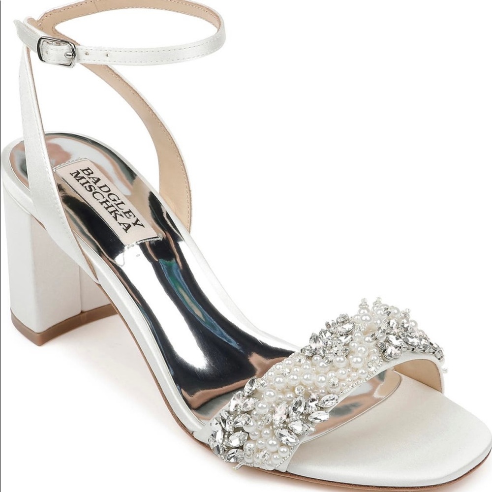 Badgley Mischka Collection Clara Embellished Sandals Size 9 Soft White Satin